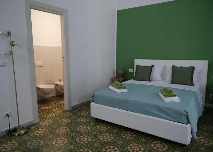 Agroom בית הארחה 3*